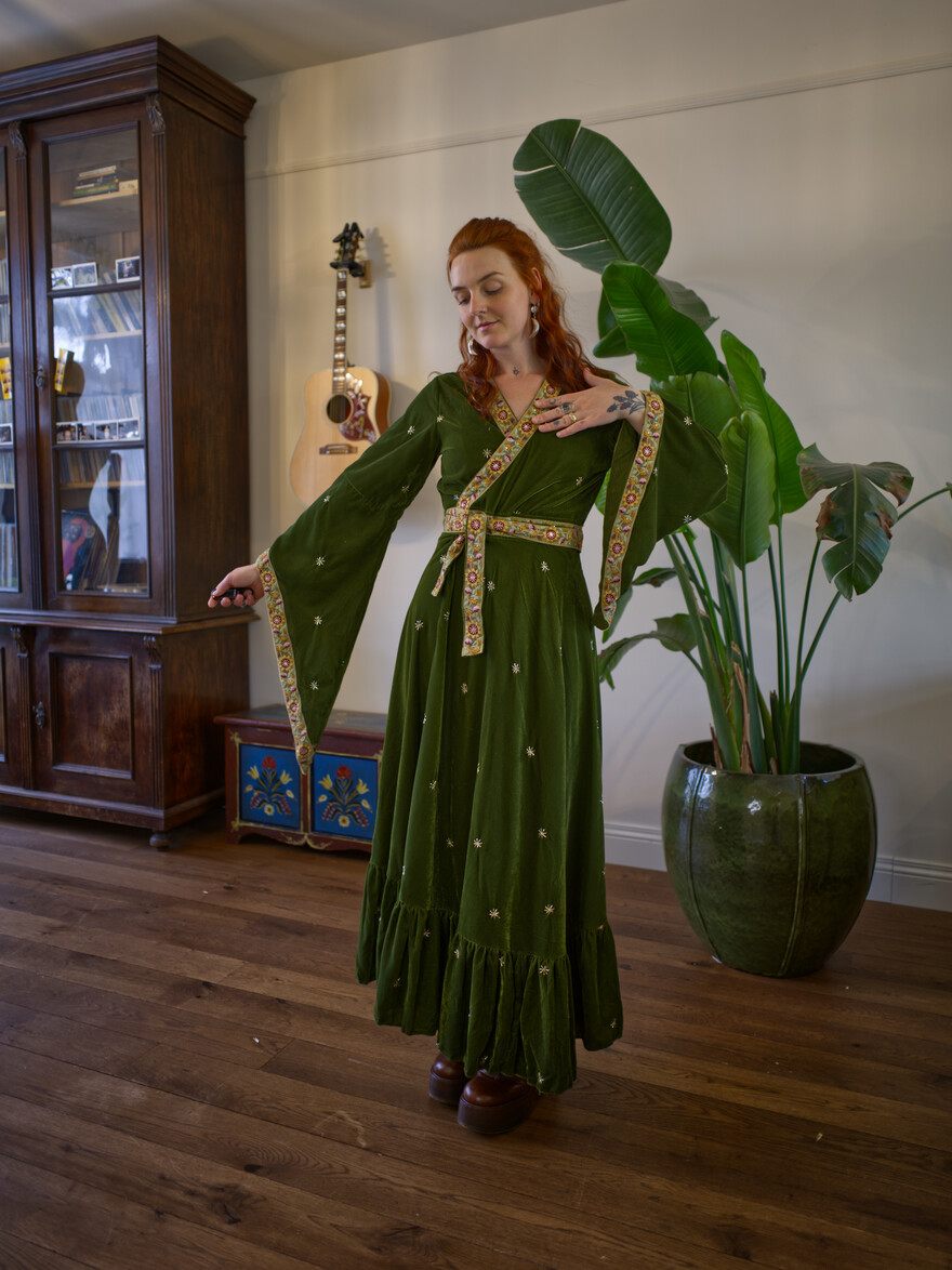 The Ritual Dress (ABSINTHIUM)