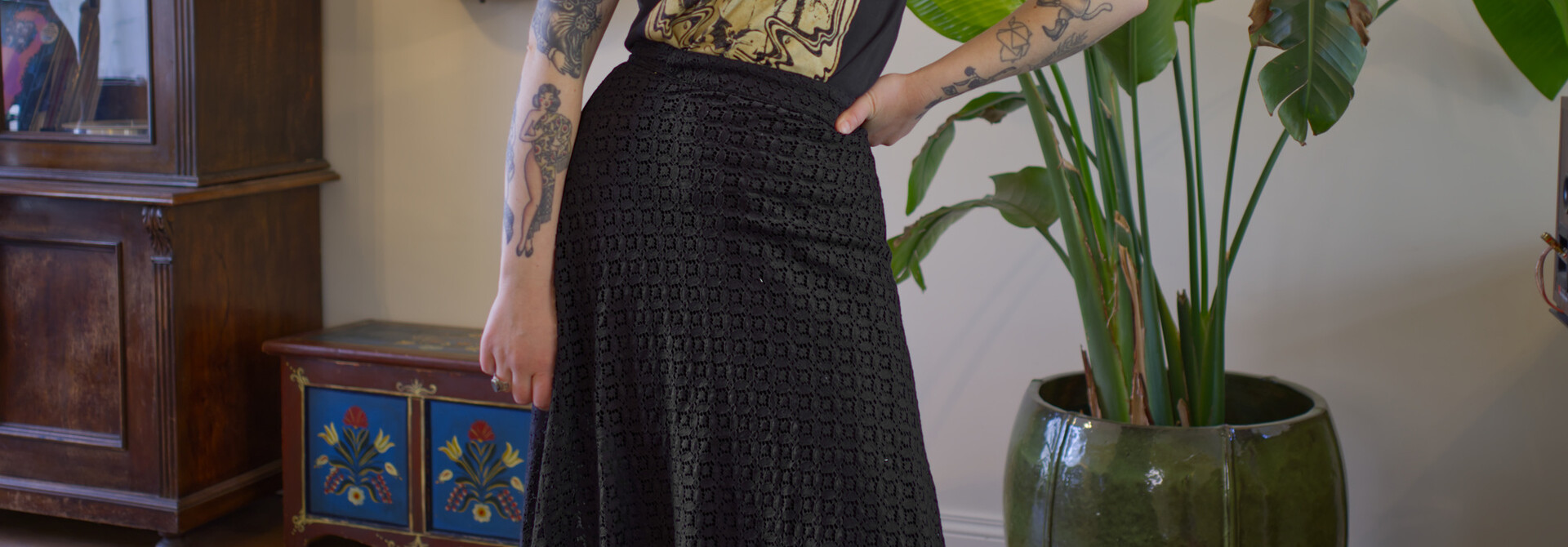 The Sabbath Lace Skirt (SOOT)