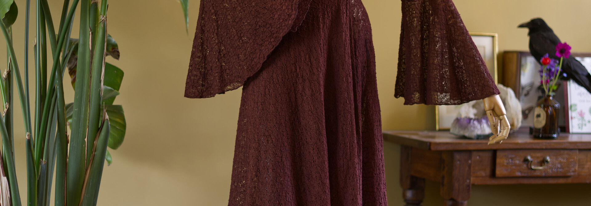 The Aurora Lace Dress (CARDAMOM)