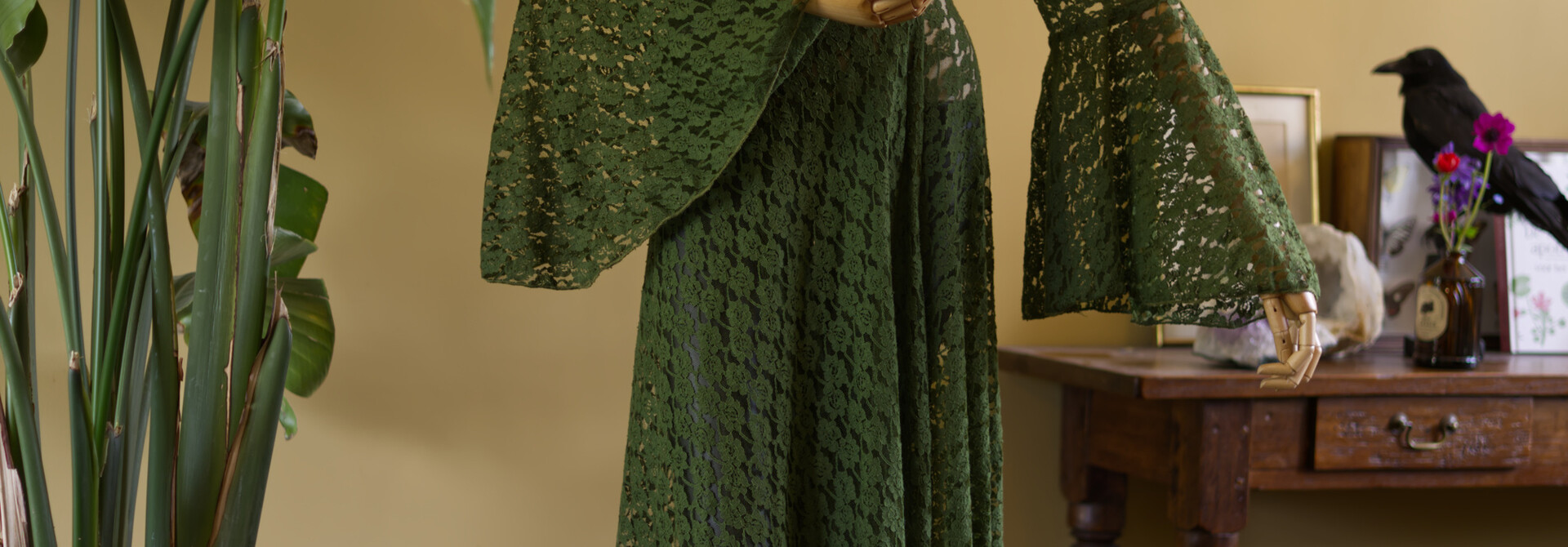 The Aurora Lace Dress (ROSEMARY)