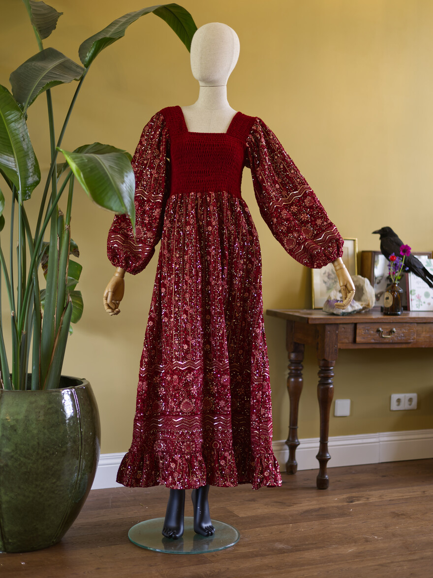 The Solstice Dress (VAIN)