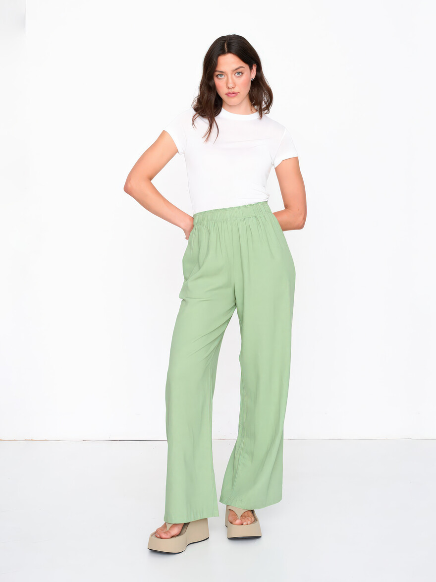 ♣ Green Whisper Supple Pants