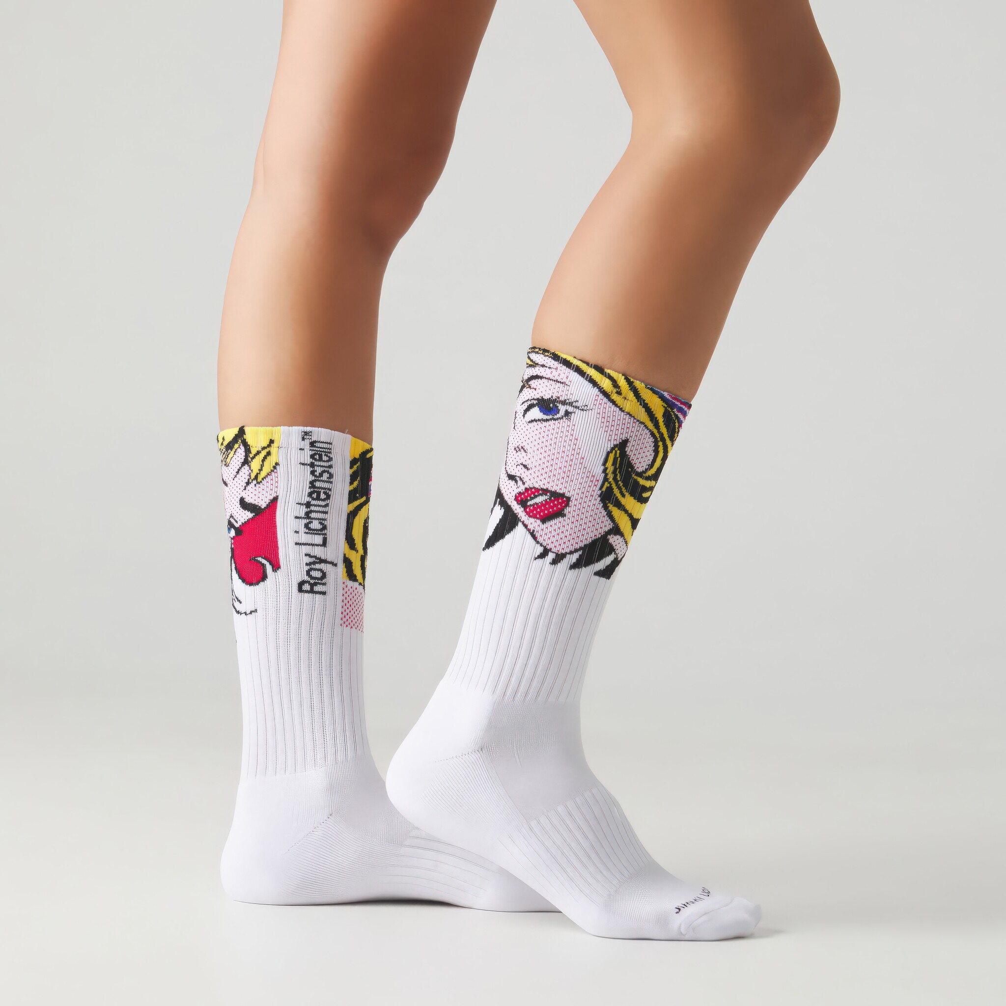 ♣ White Athletic Roy Lichtenstein Girl With Hair Ribbon Socks-3