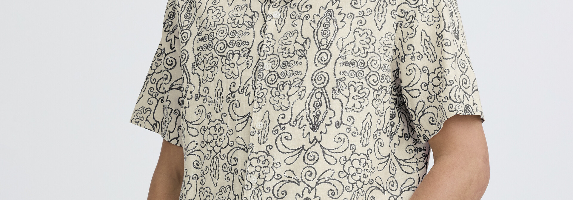 Utkolt Greek Vase Shirt