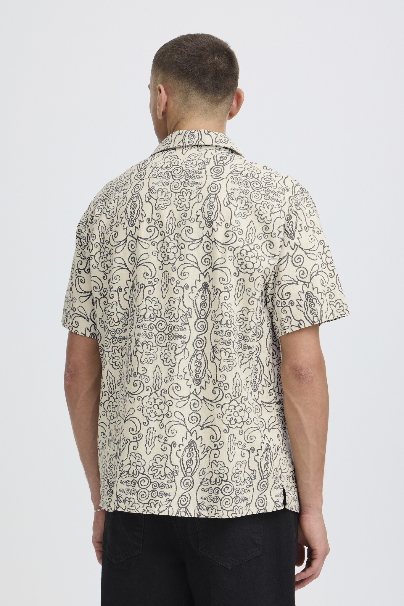 Utkolt Greek Vase Shirt-5
