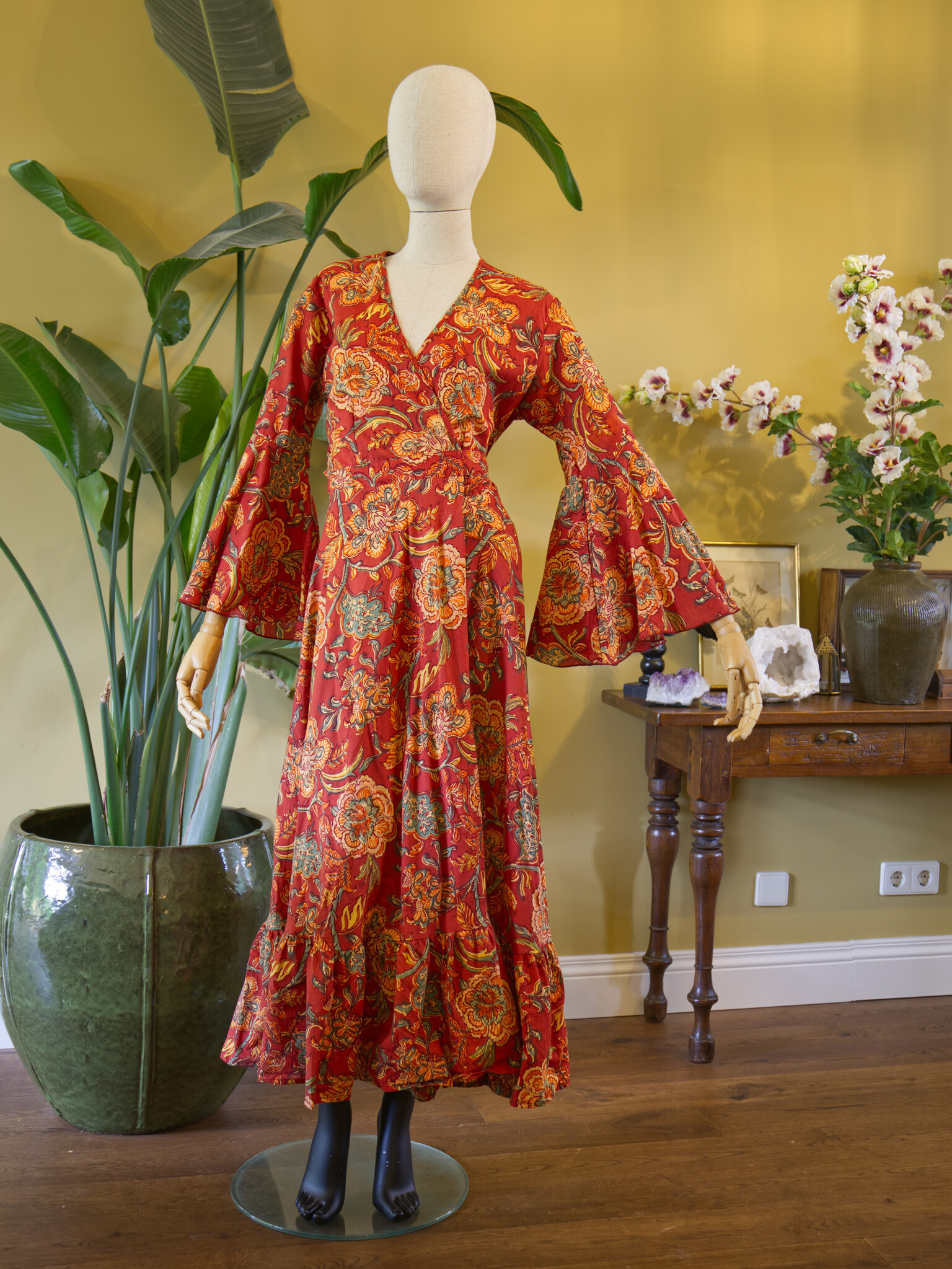 The Plantae Dress (LADYBUG)-1