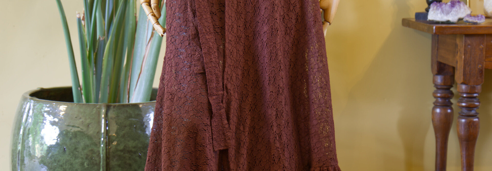 The Sabbath Lace Skirt (CARDAMOM)