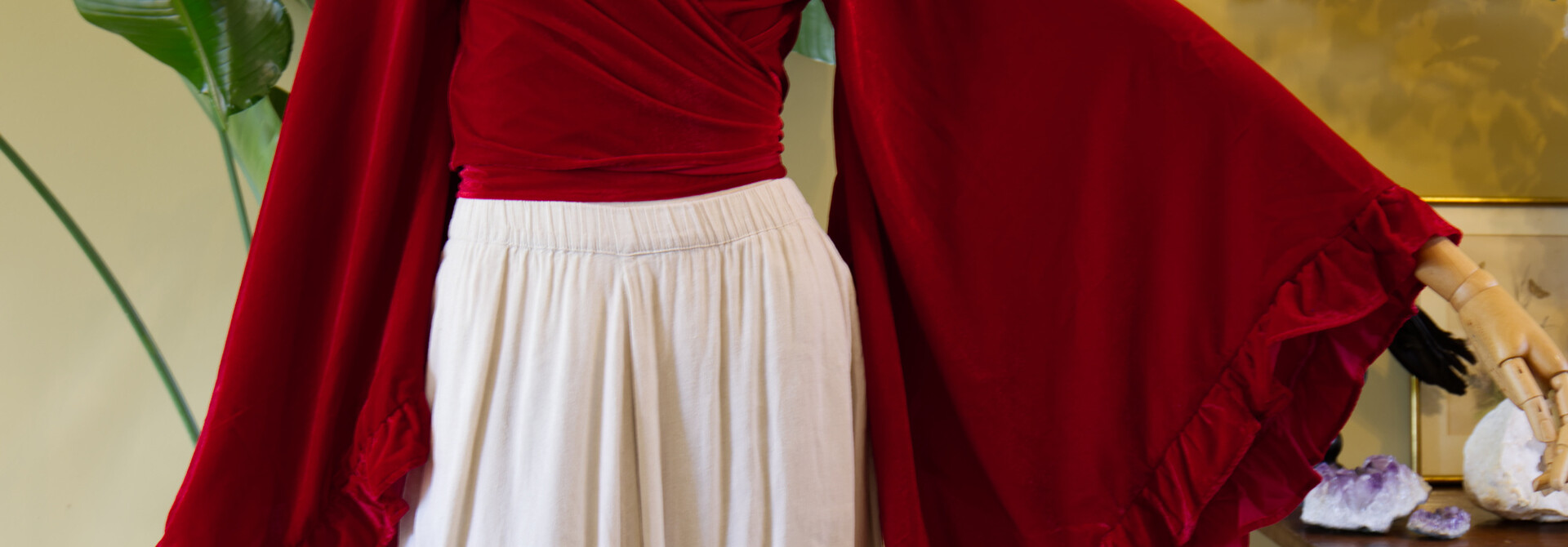 The Litha Blouse (SCARLET)