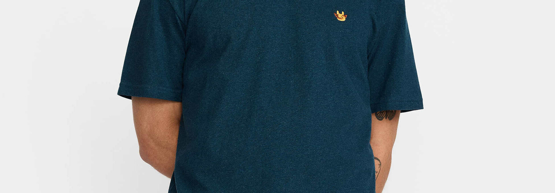 ♣  Dark Petrol Croissant 'n Roll Tee