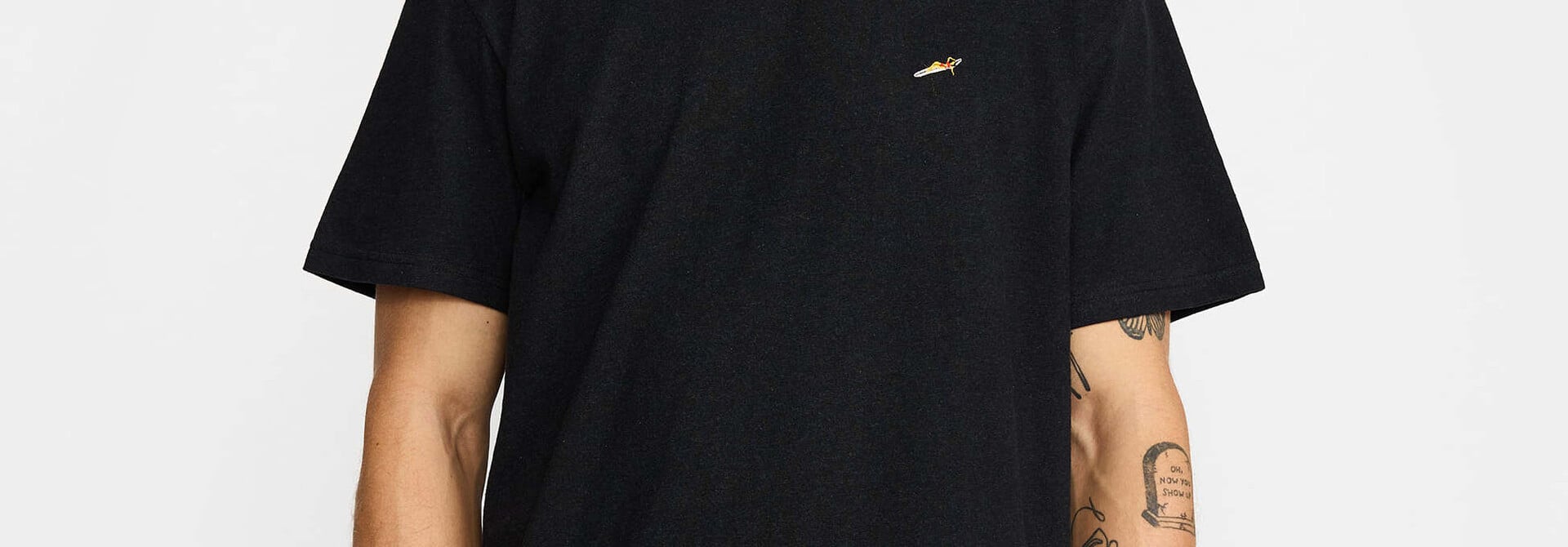 ♣ Black Surfer's Rest Tee