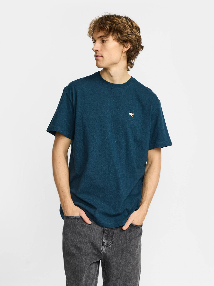 ♣ Dark Petrol Carry Coffee Tee