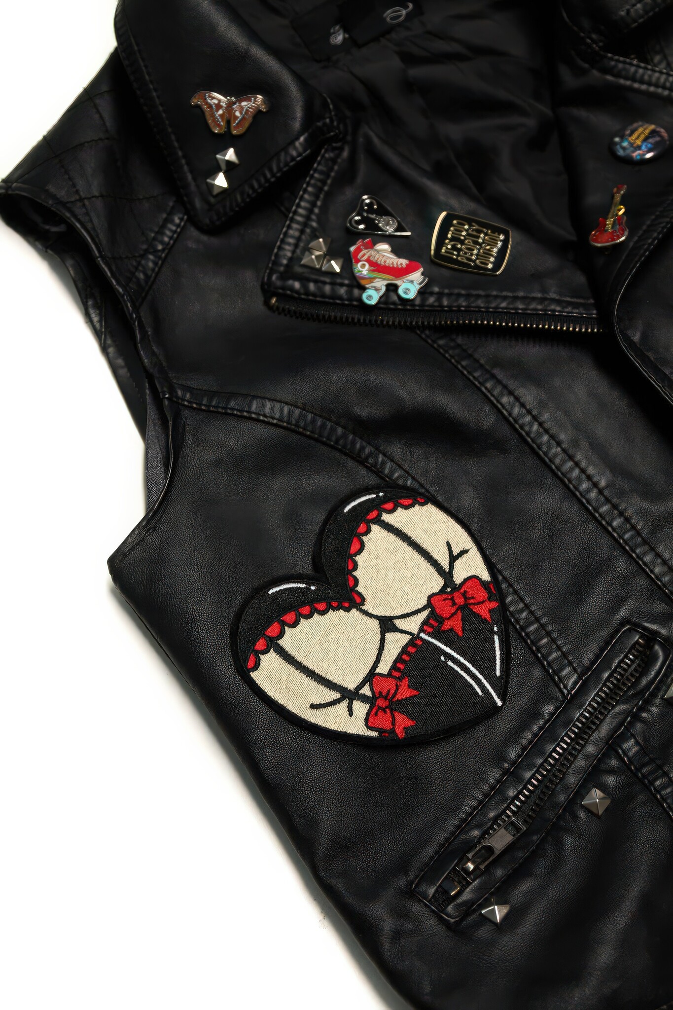 Gothic Booty Heart Patch-3