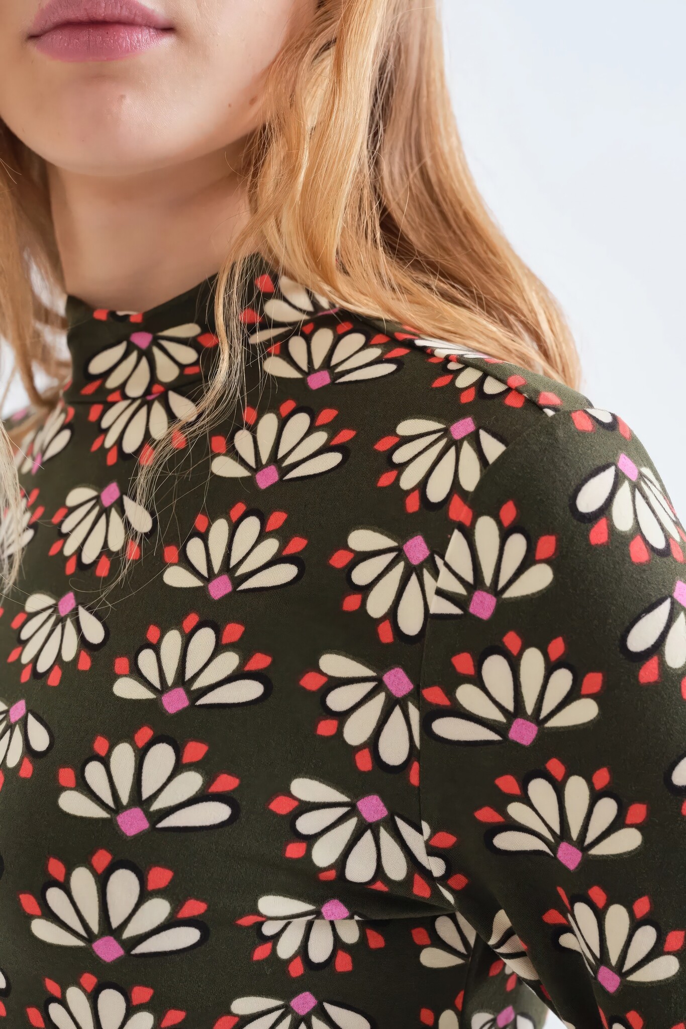 Deco Geometry Longsleeve Top-5