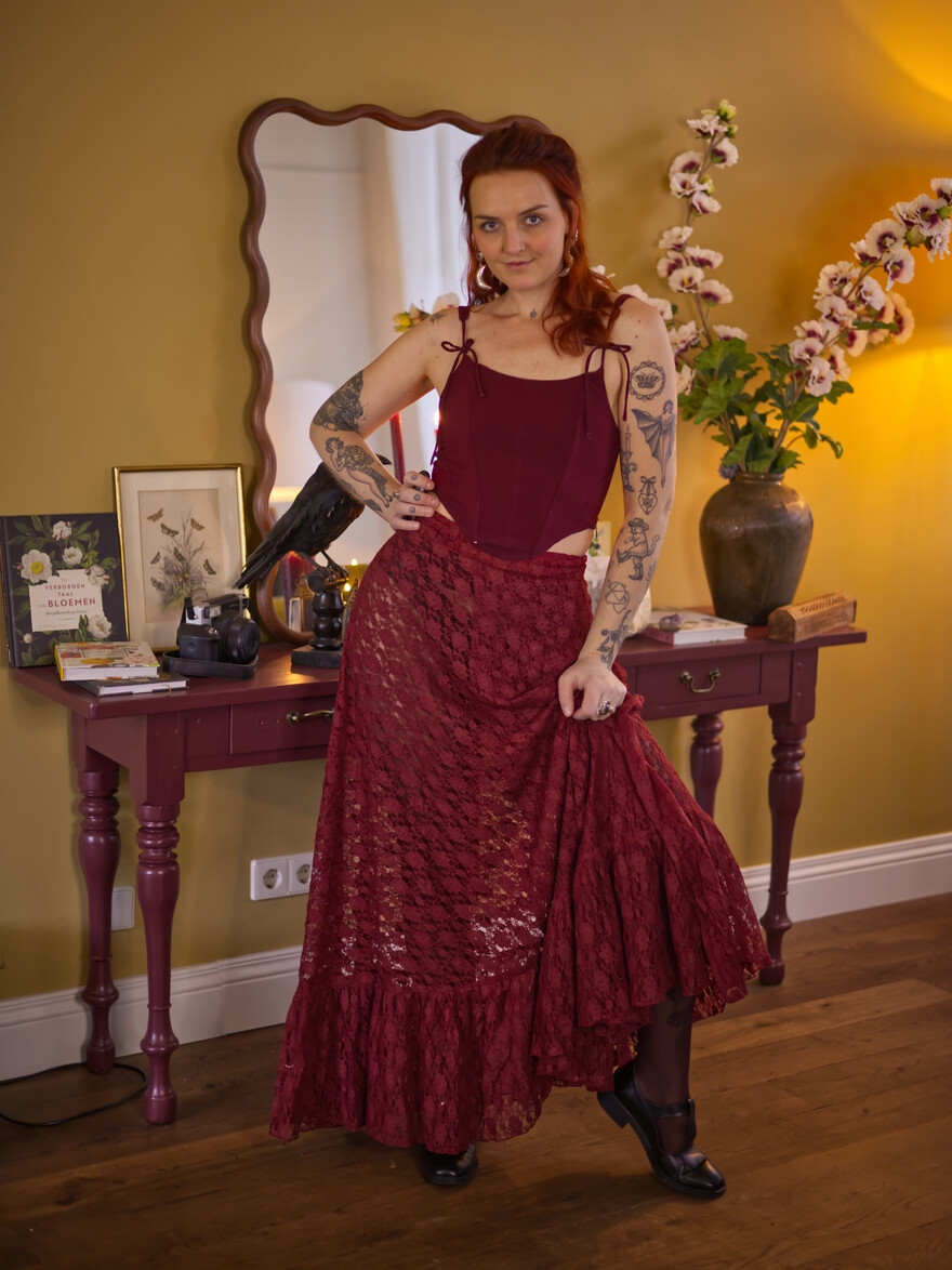 The Sabbath Lace Skirt (VAMPIR)