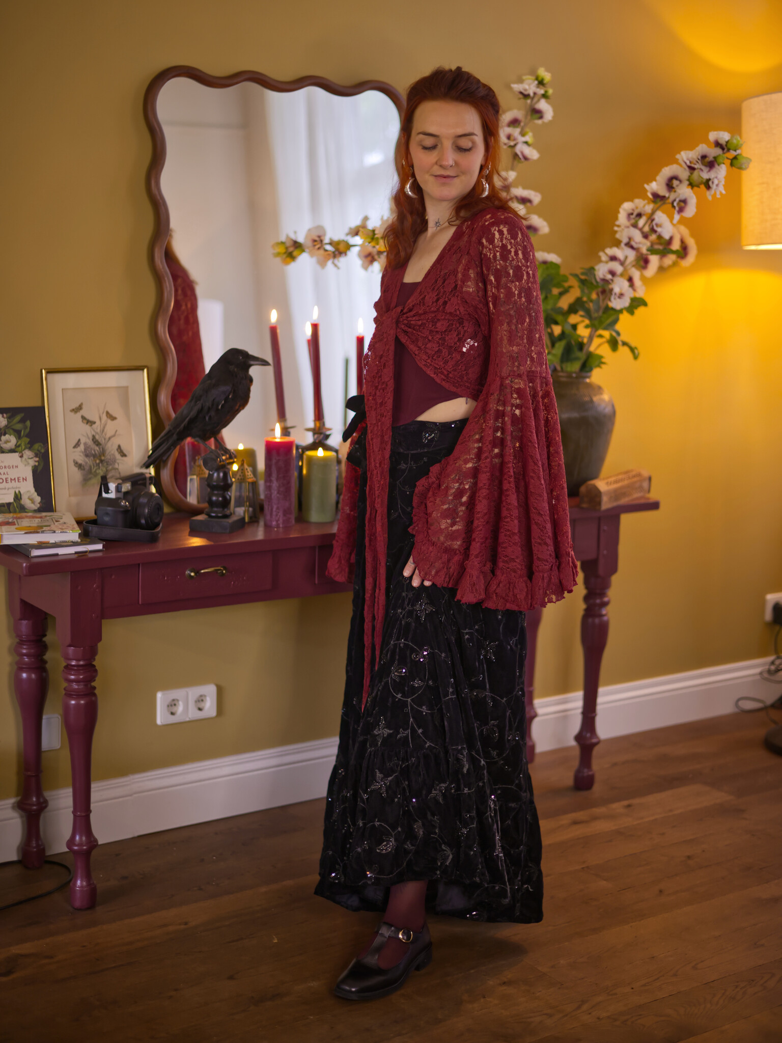 The Flora Lace Blouse (VAMPIR)-2