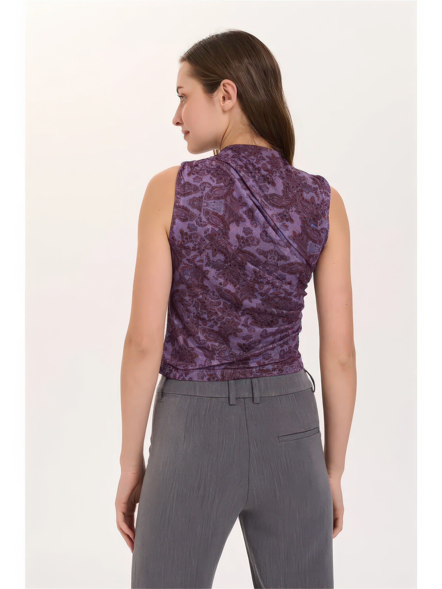 ♣ Purple Rain Paisley Top-4