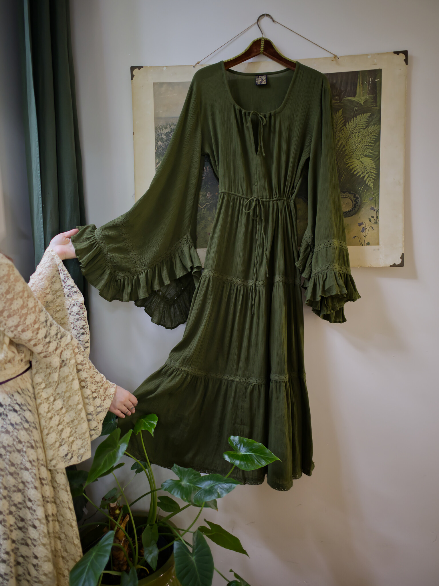 The Aphrodite Dress (PERIDOT)-5
