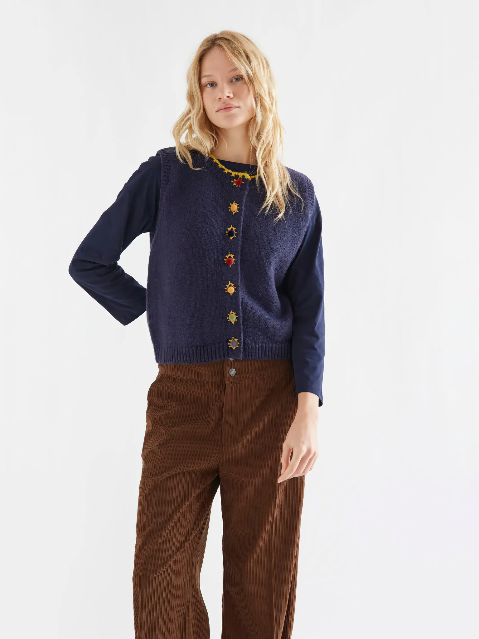 Winegum Navy Knit-1