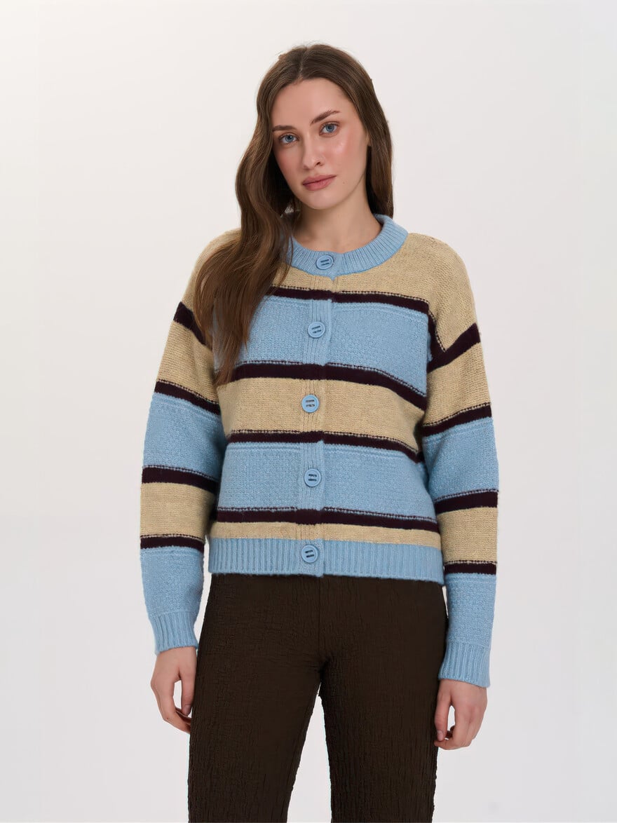 ♣ Coraline Core Cardigan