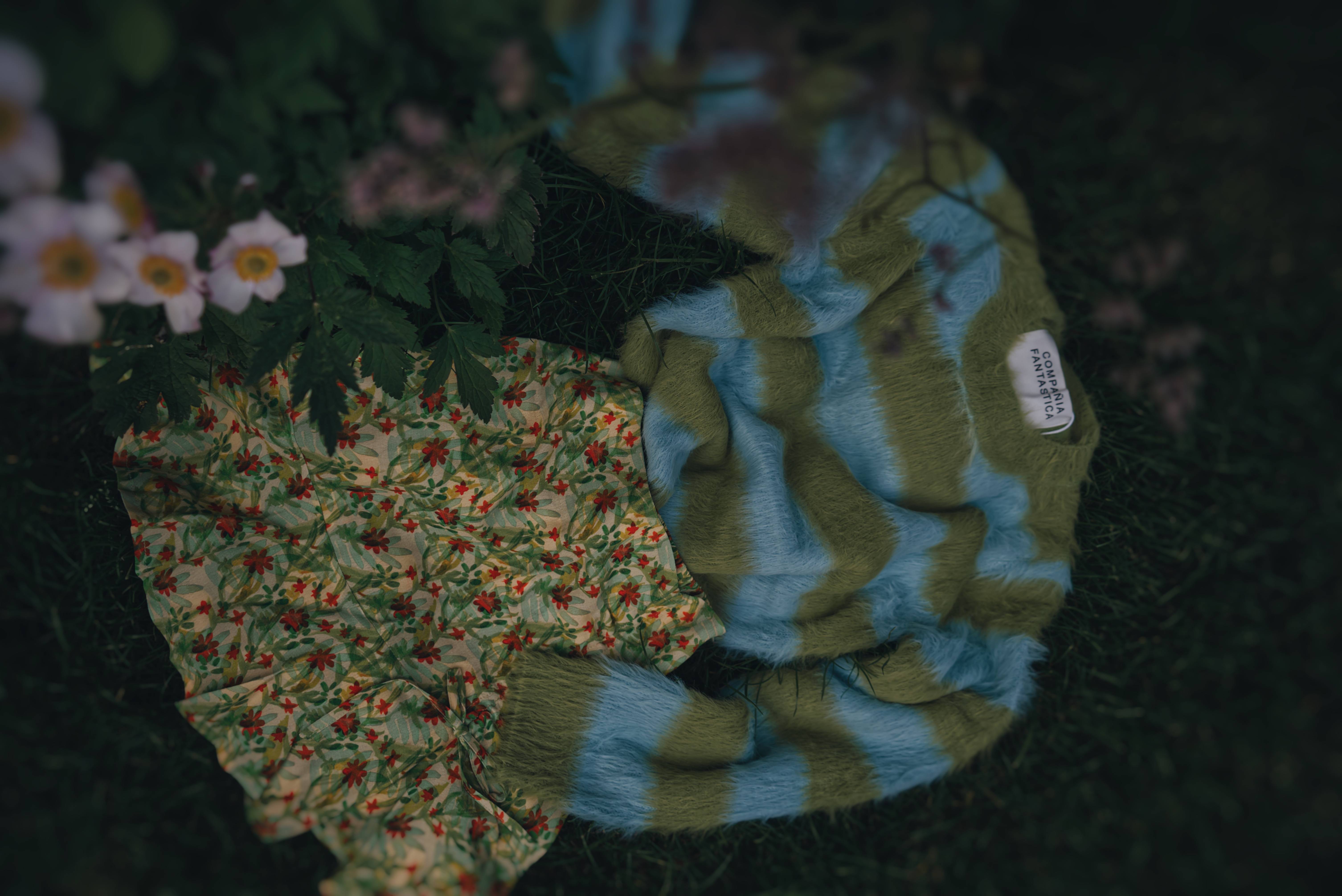 shop our <br>WOMEN'S COLLECTION-1