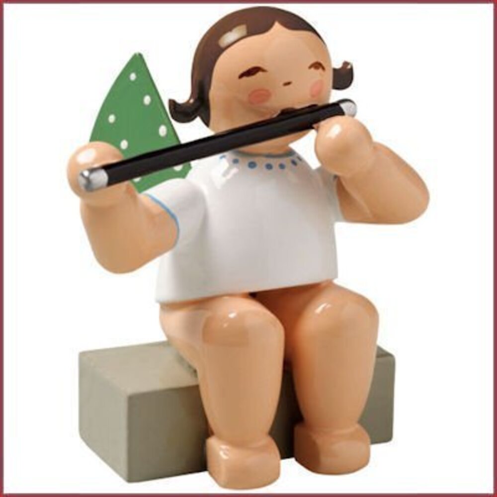 Wendt & Kühn Grunhainichense zittende Engel met dwarsfluit Wendt & Kühn Grunhainichense zittende Engel met dwarsfluit