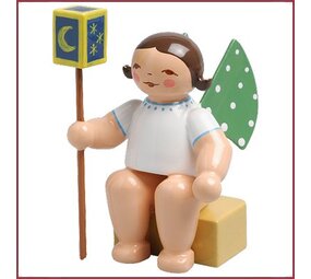 Wendt & Kühn Grunhainichense Engel met lantaarn klein Wendt & Kühn Grunhainichense Engel met lantaarn klein