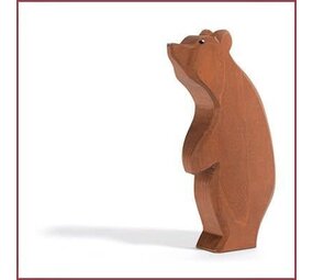 Ostheimer Grote staande Beer met kop omhoog Ostheimer Grote staande Beer met kop omhoog