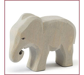 Ostheimer Olifant klein, etend Ostheimer Olifant klein, etend