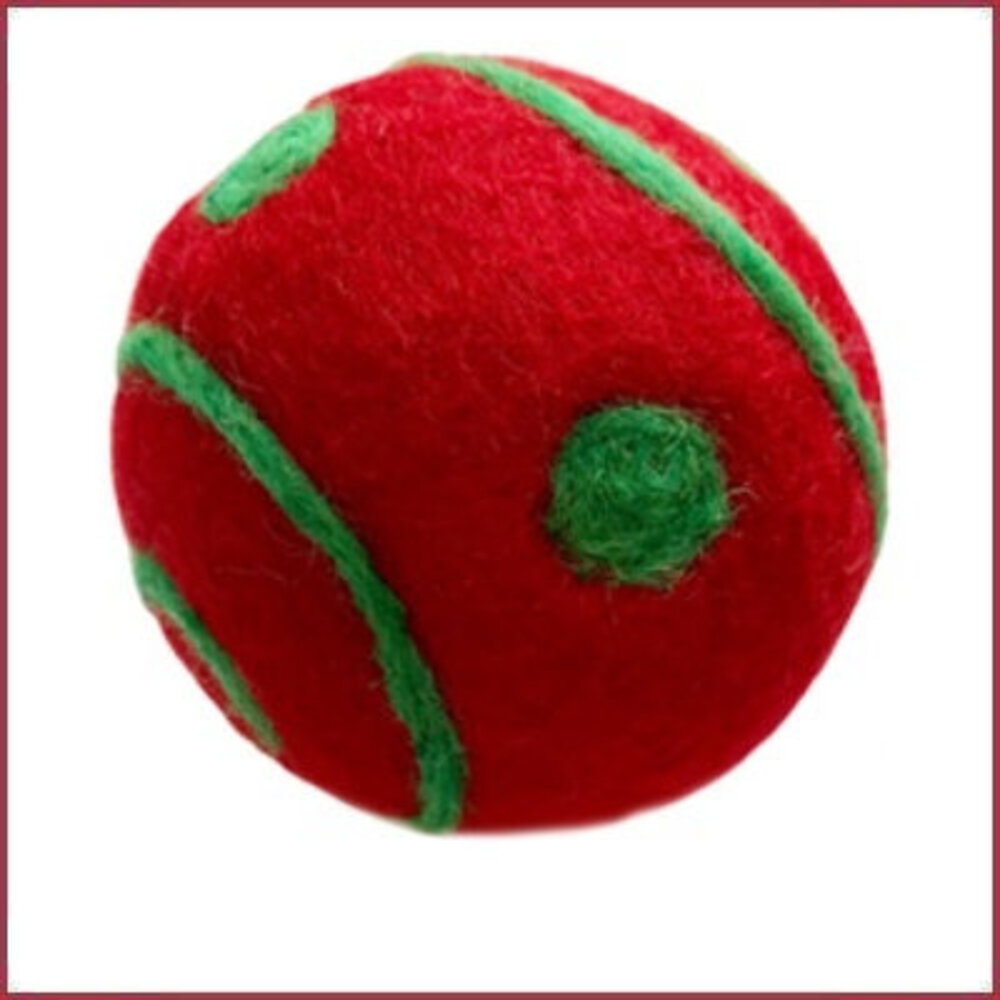 Speelbal met rammelaar wolvilt Speelbal met rammelaar wolvilt