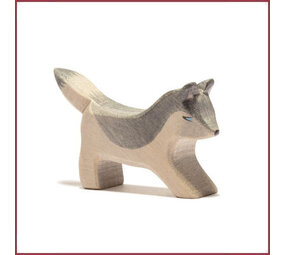 Ostheimer Klein wolfje spelend