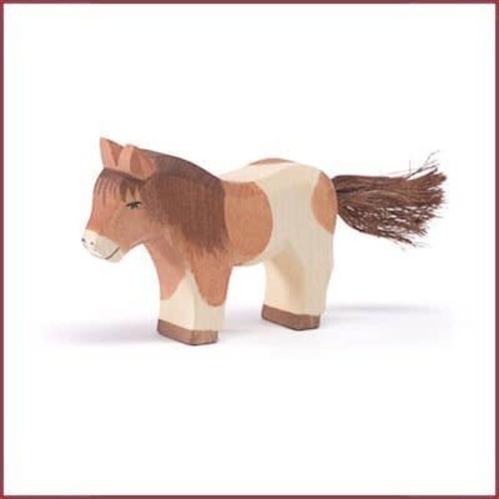 Ostheimer Staande Shetlandpony