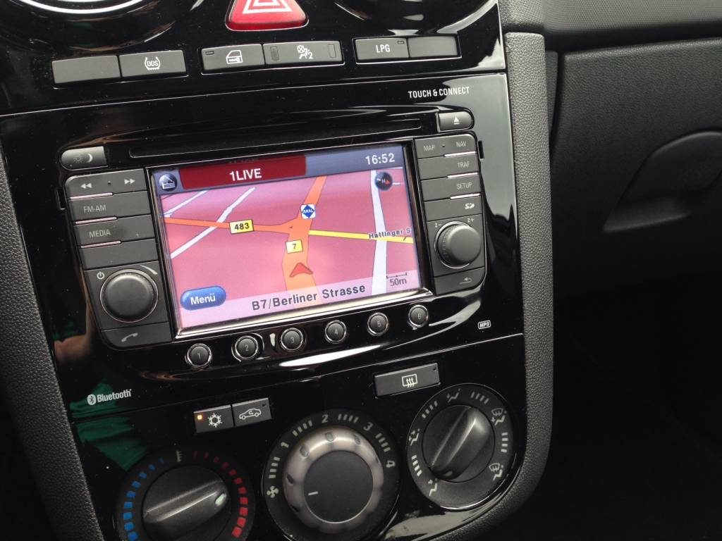Touch and Connect Astra H, Zafira B, Vectra C, Signum, Antara, Corsa D GEBRAUCHTGERÄT