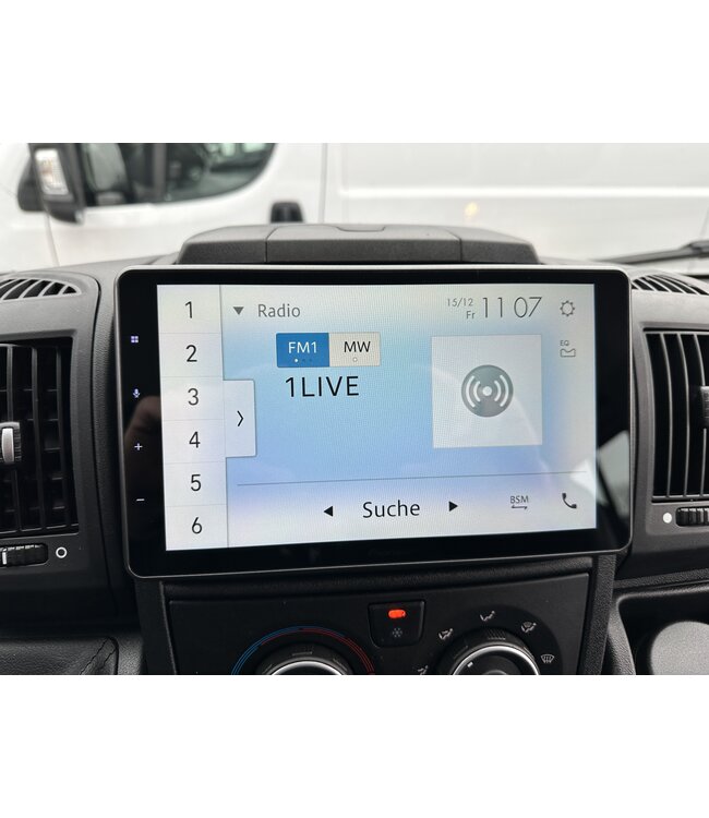 Radio (mit Navigationssoftware als App) für Opel Movano
