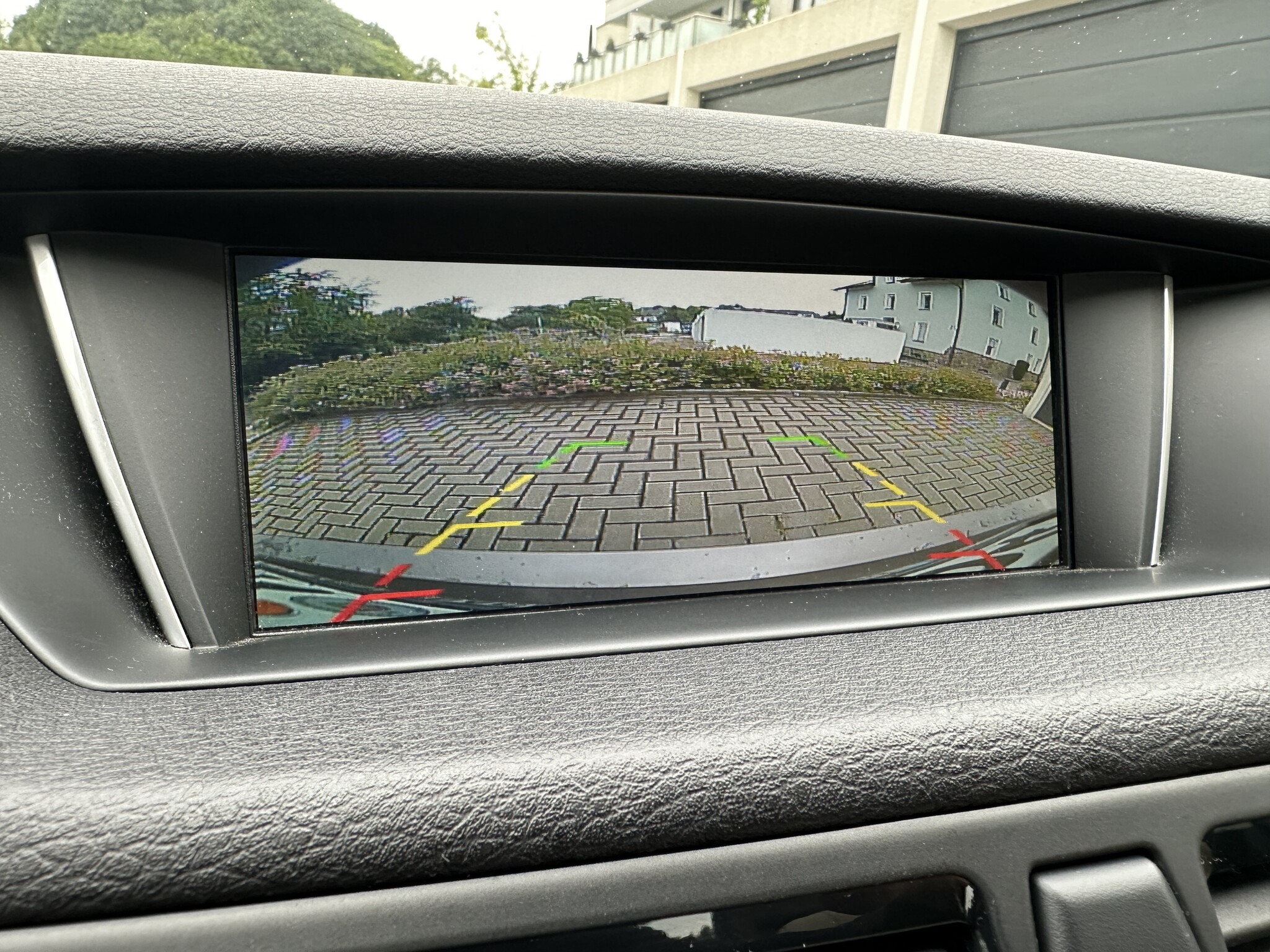 Rückfahrkamera BMW X5 (E70) | BMW X5 Rückfahrkamera, BMW X5 E70 Rückfahrkamera nachrüsten