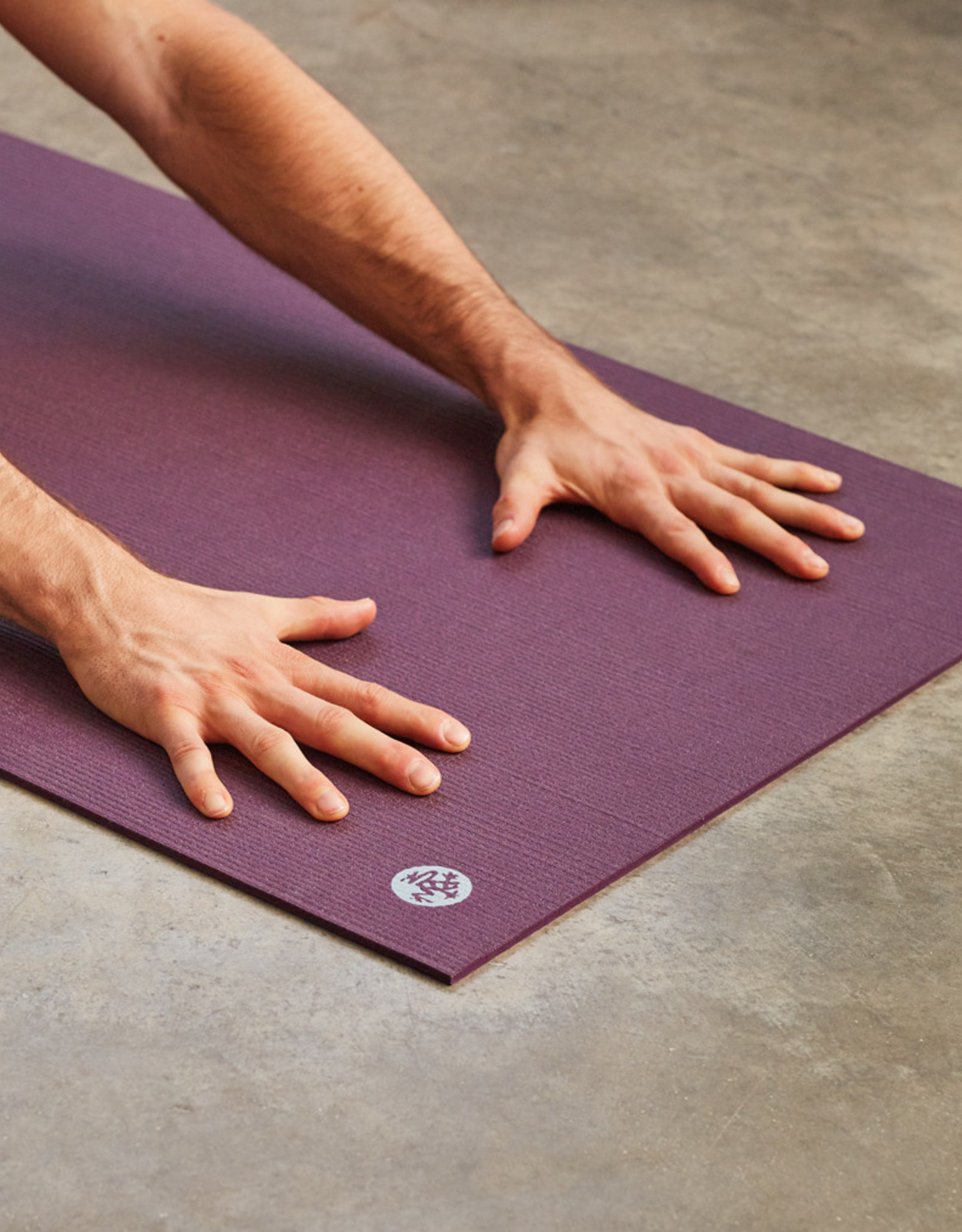 manduka indulge