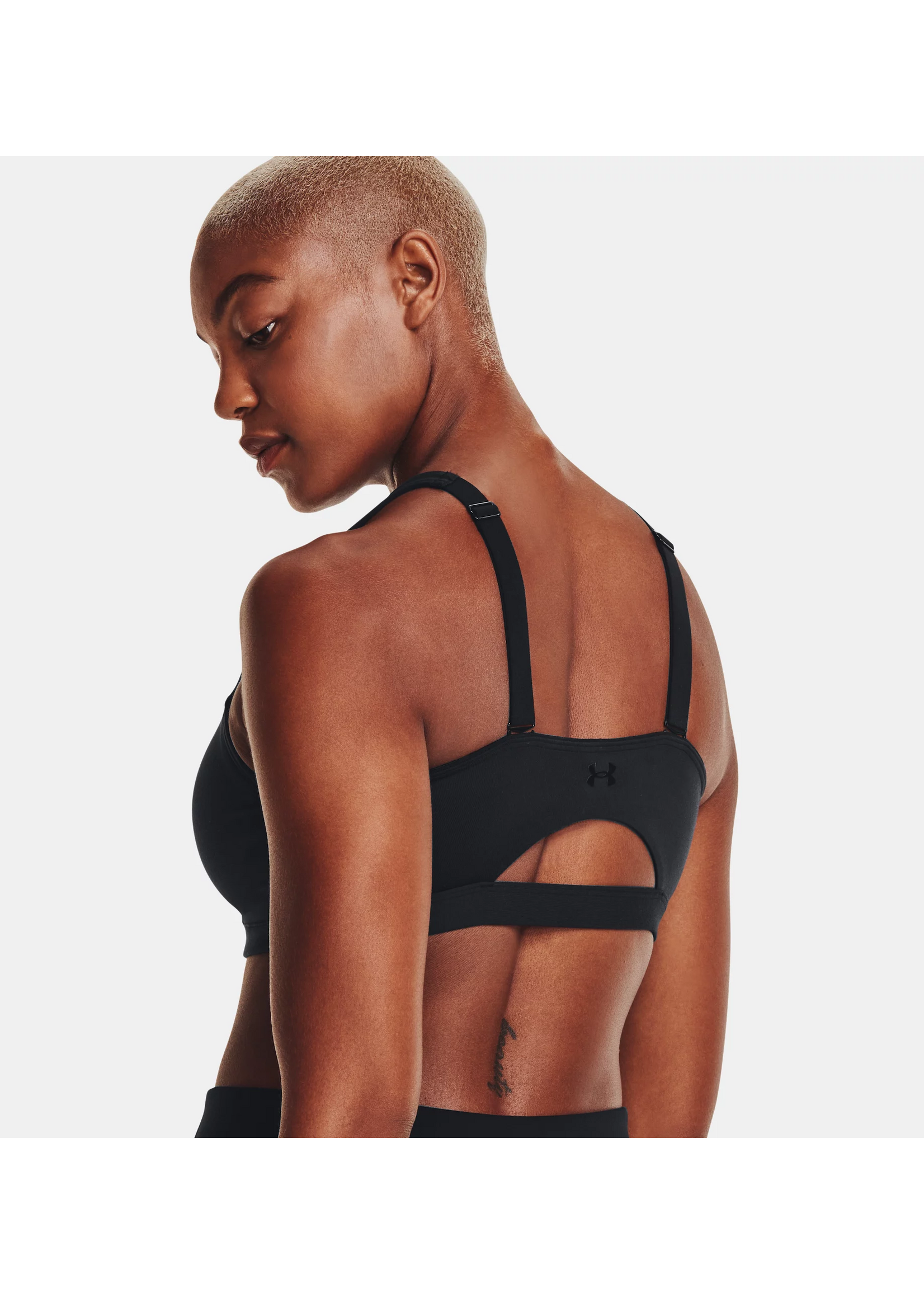 Under Armour SmartForm Evolution Mid-BLK