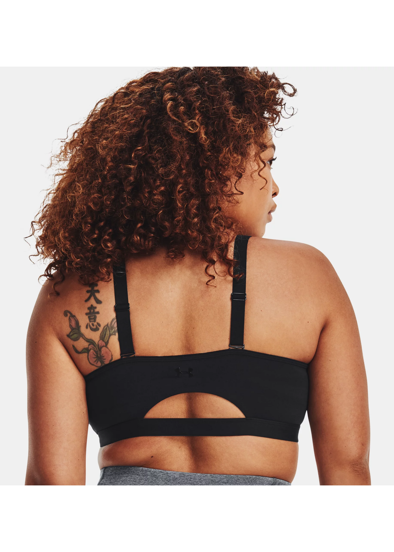 Under Armour SmartForm Evolution Mid-BLK