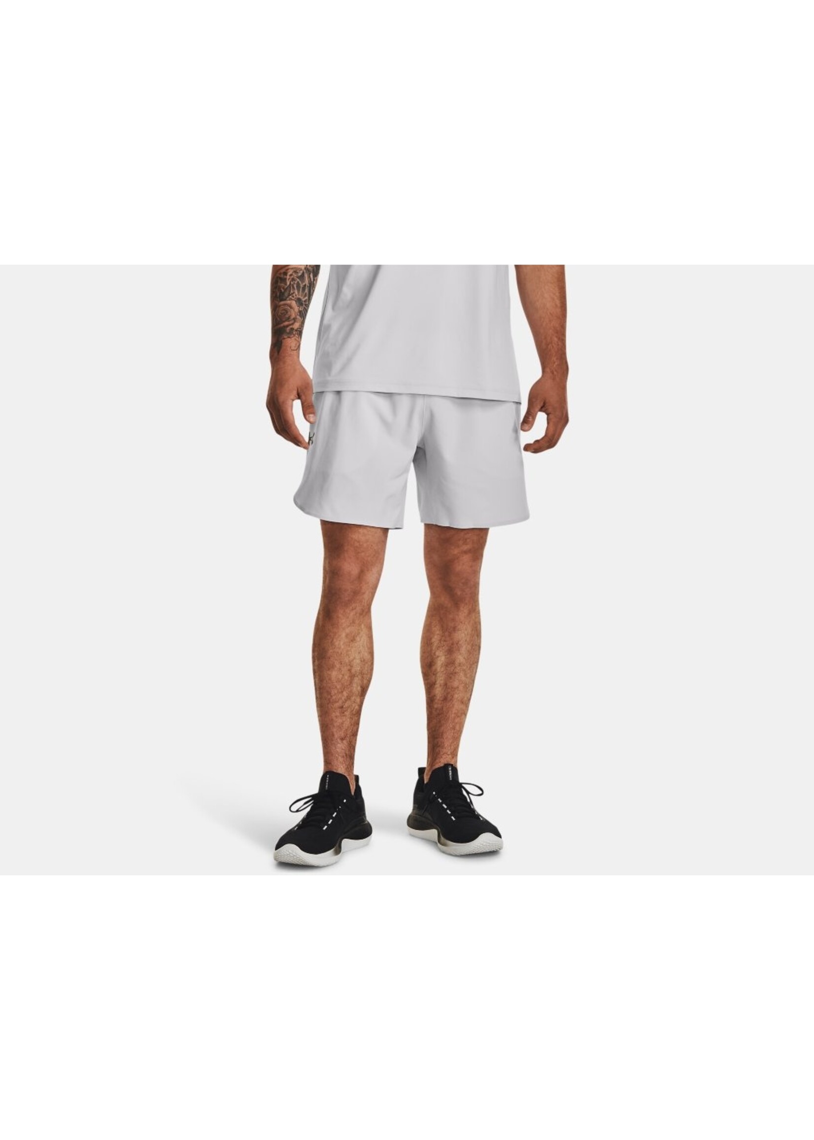 Under Armour UA Peak Woven Shorts-GRY