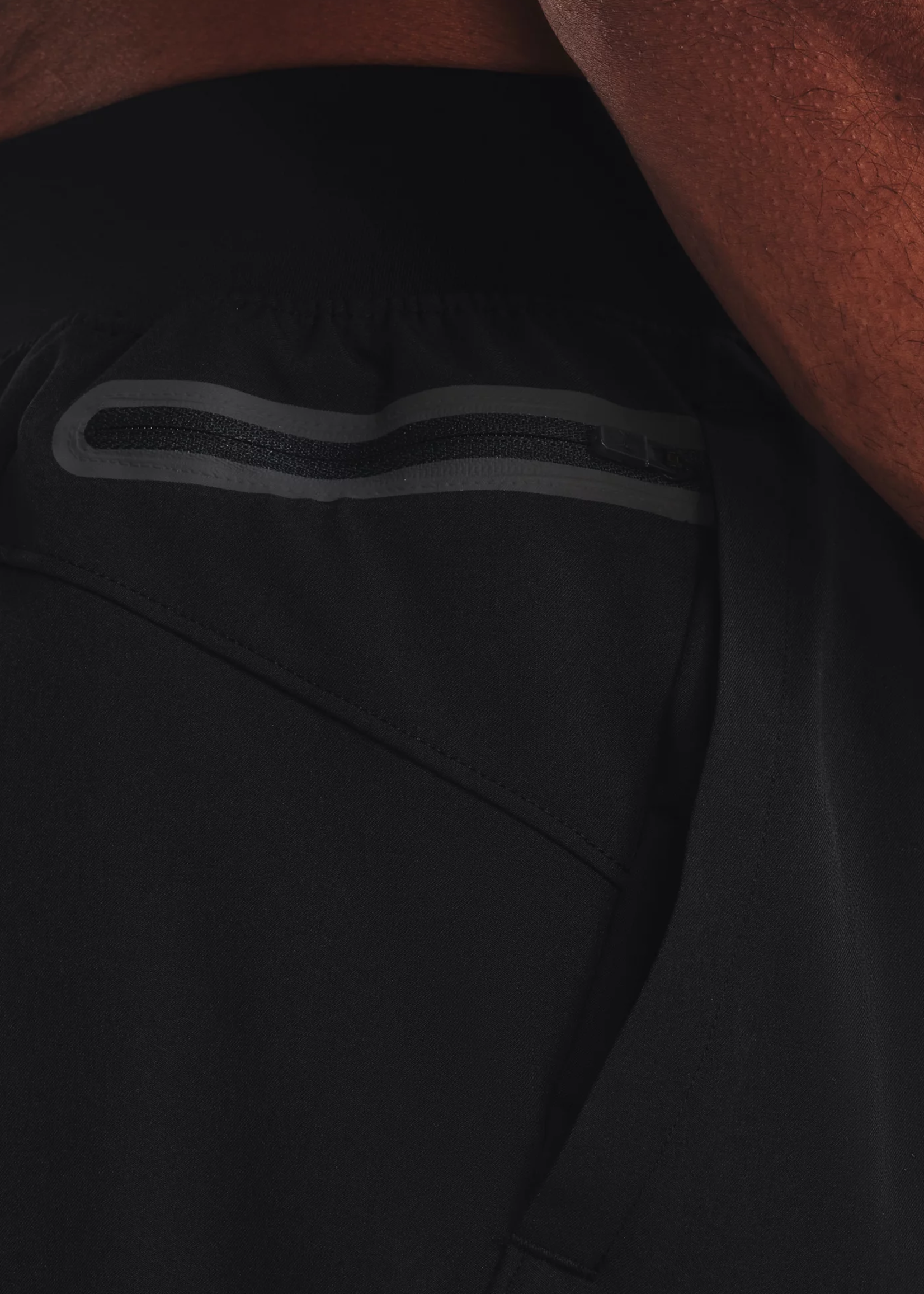 Under Armour UA Unstoppable Cargo Shorts-BLK
