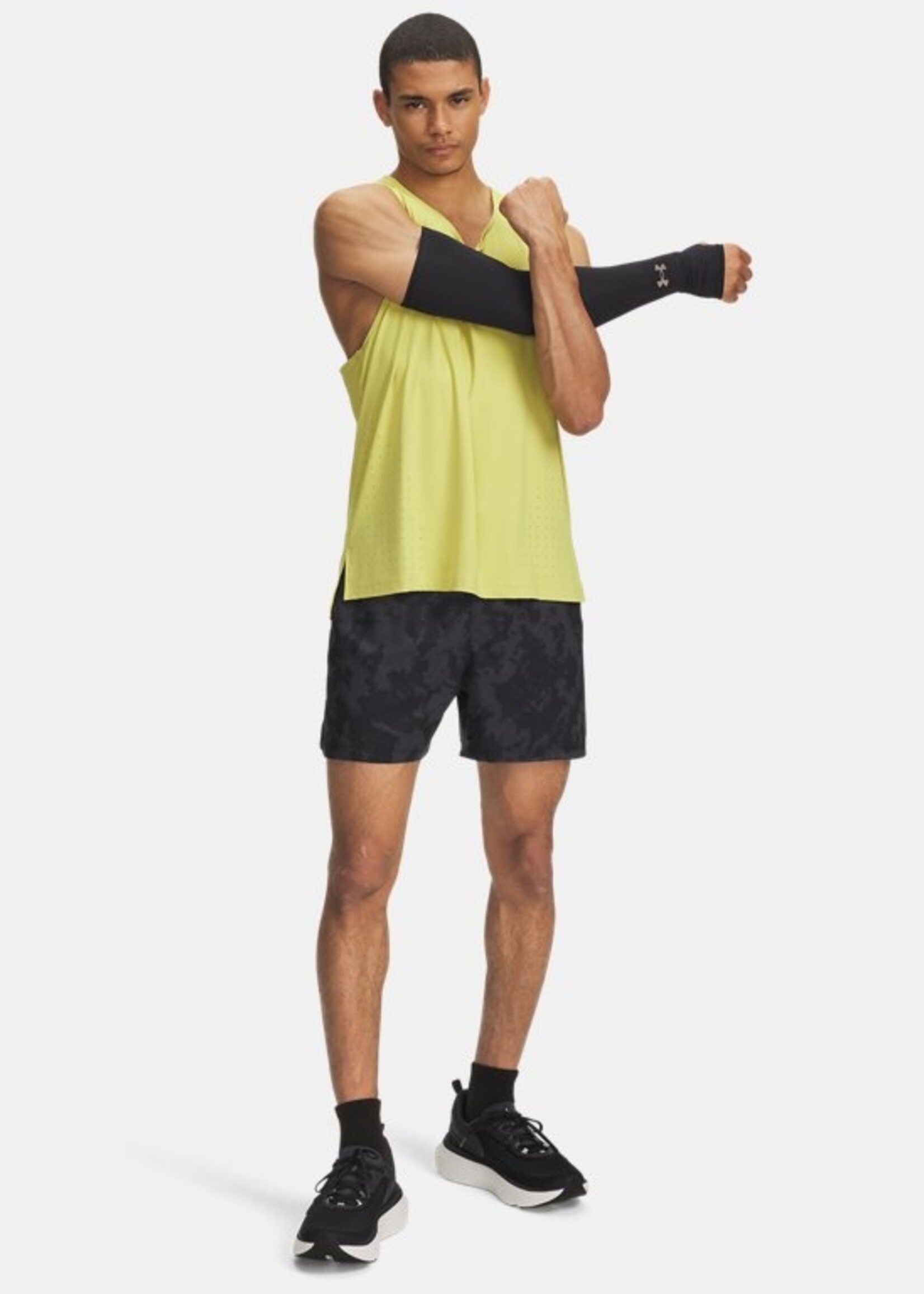 Under Armour Launch Pro 7" Prtd Short-Gry