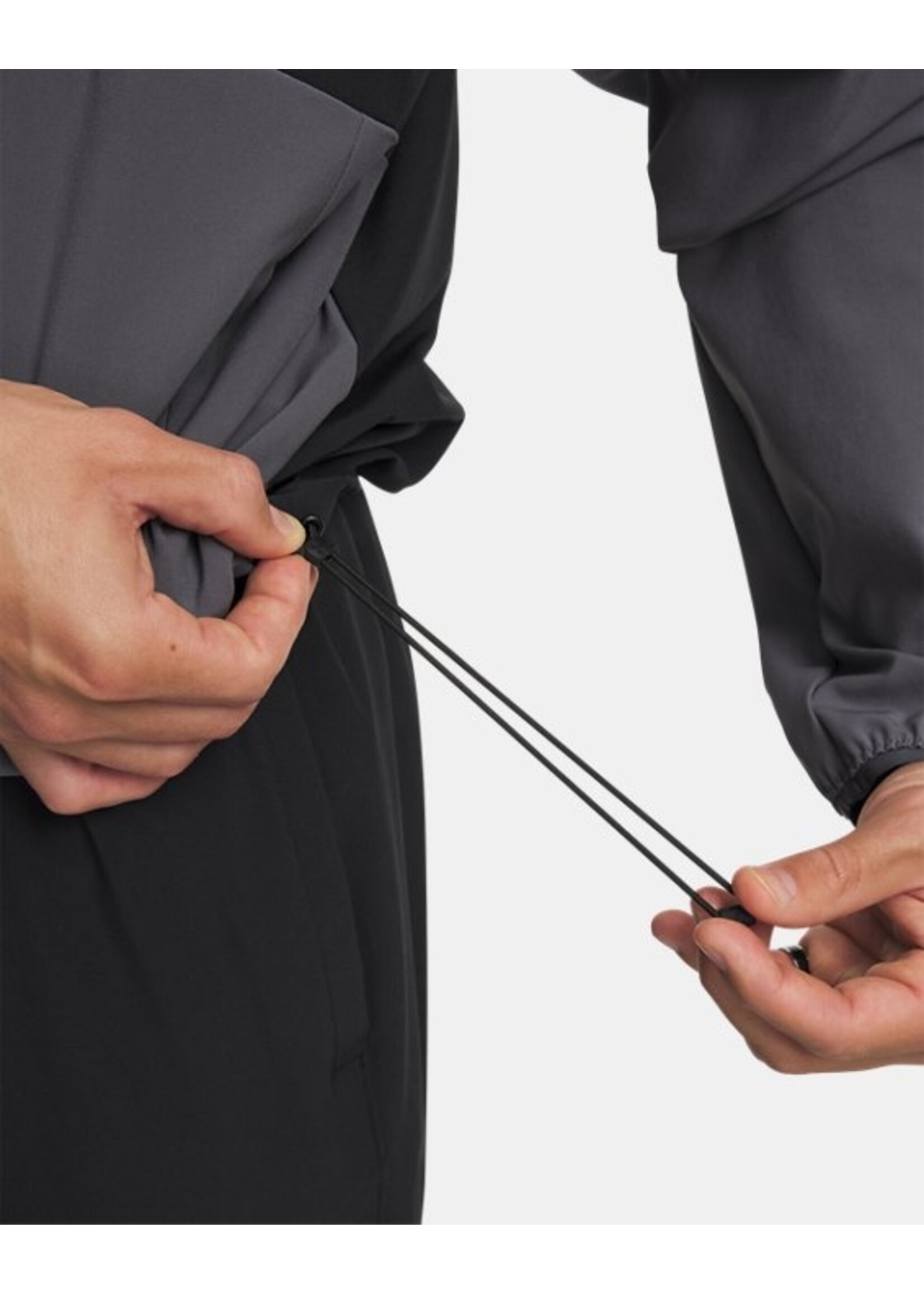 Under Armour UA Vibe Woven Anorak-025