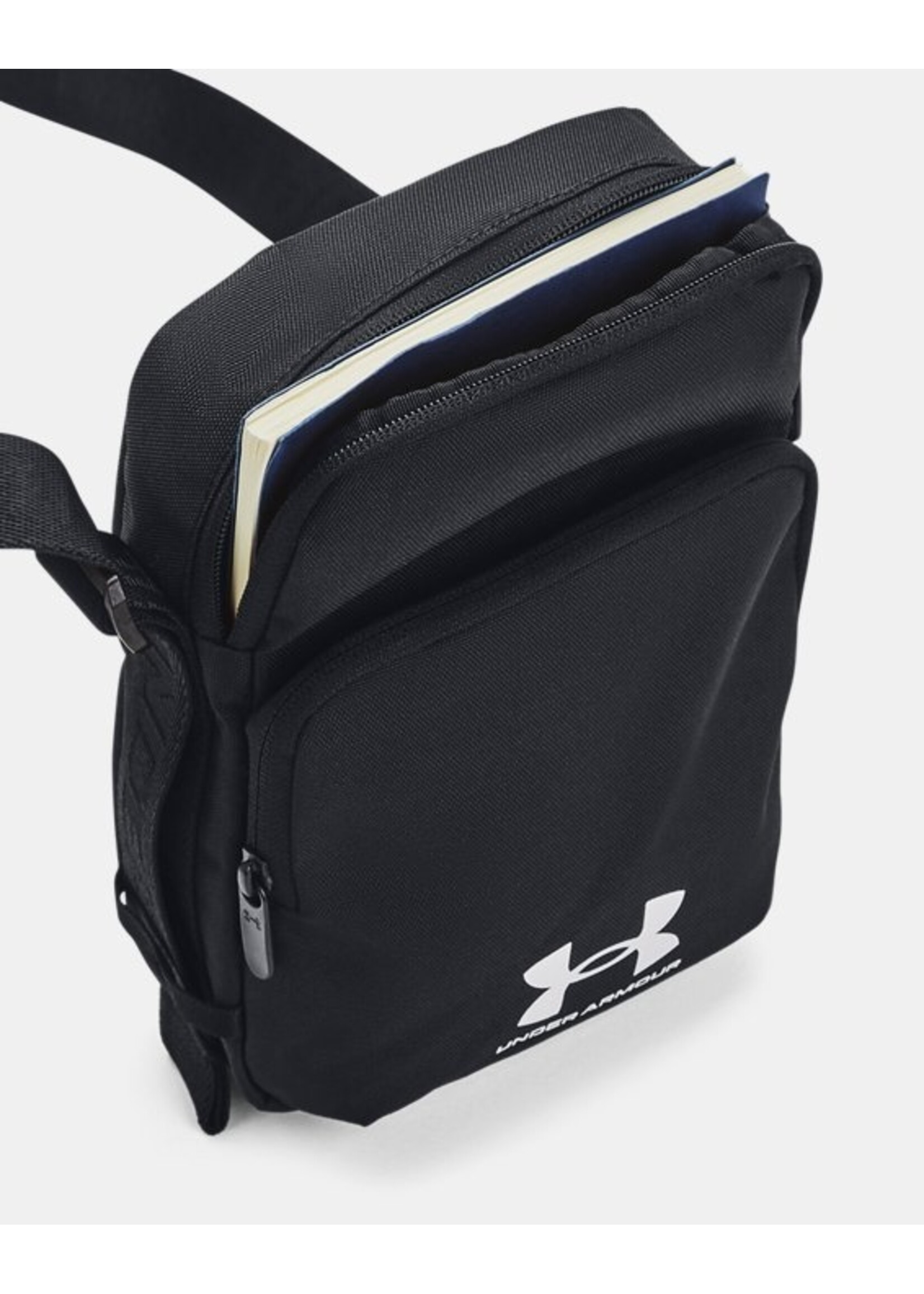 Under Armour UA Essential Lite crossbody
