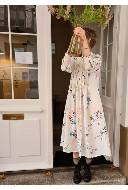 PLEATS SEIDENKLEID - FADED WEISS