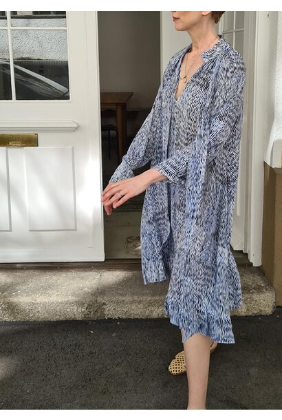 COFFEE SEIDENKLEID - WEISS BLAU