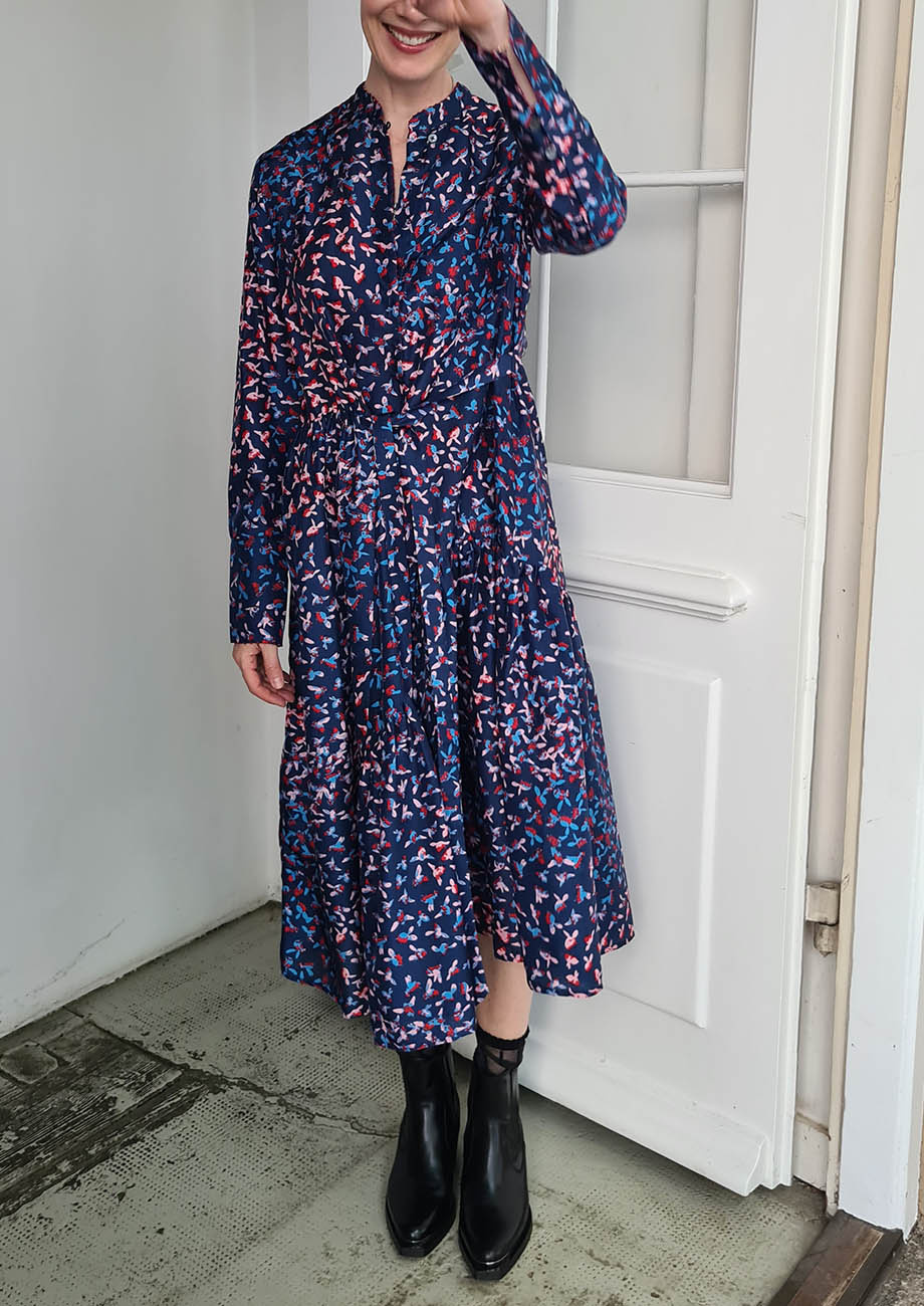 MY FAVORITE SILK DRESS - BEES NAVY-3