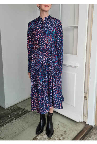 MY LIEBLINGS SEIDENKLEID - BEES NAVY