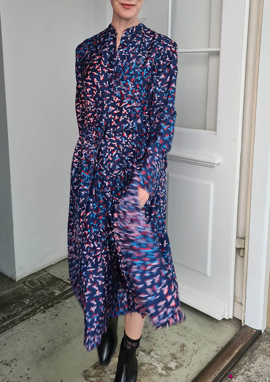 MY FAVORITE SILK DRESS - BEES NAVY-4