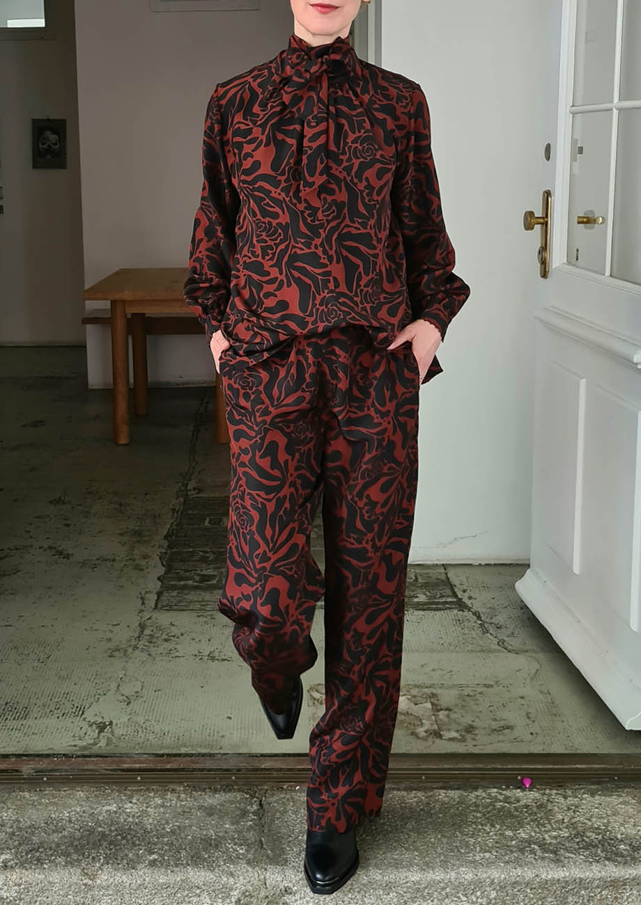 LONG SILK PANTS - ORNAMENT MOCCA-7