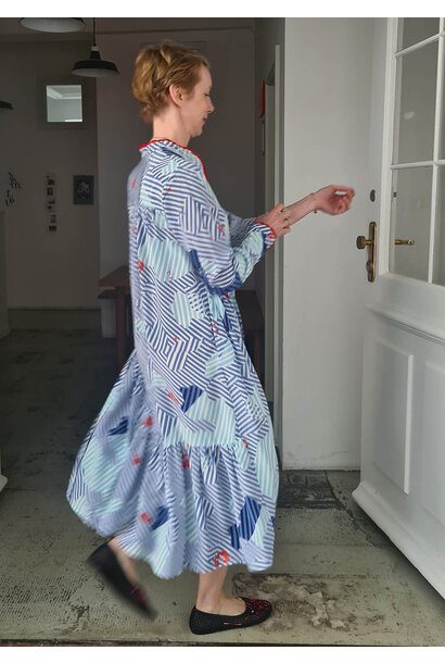 MY LIEBLINGS SEIDENKLEID - STREIFEN BLAU