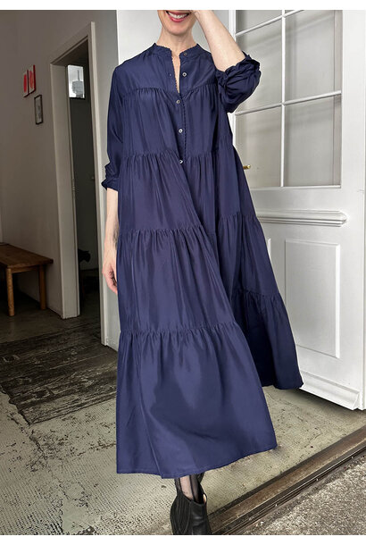 MIDI WEITES SEIDENKLEID - DUNKELBLAU